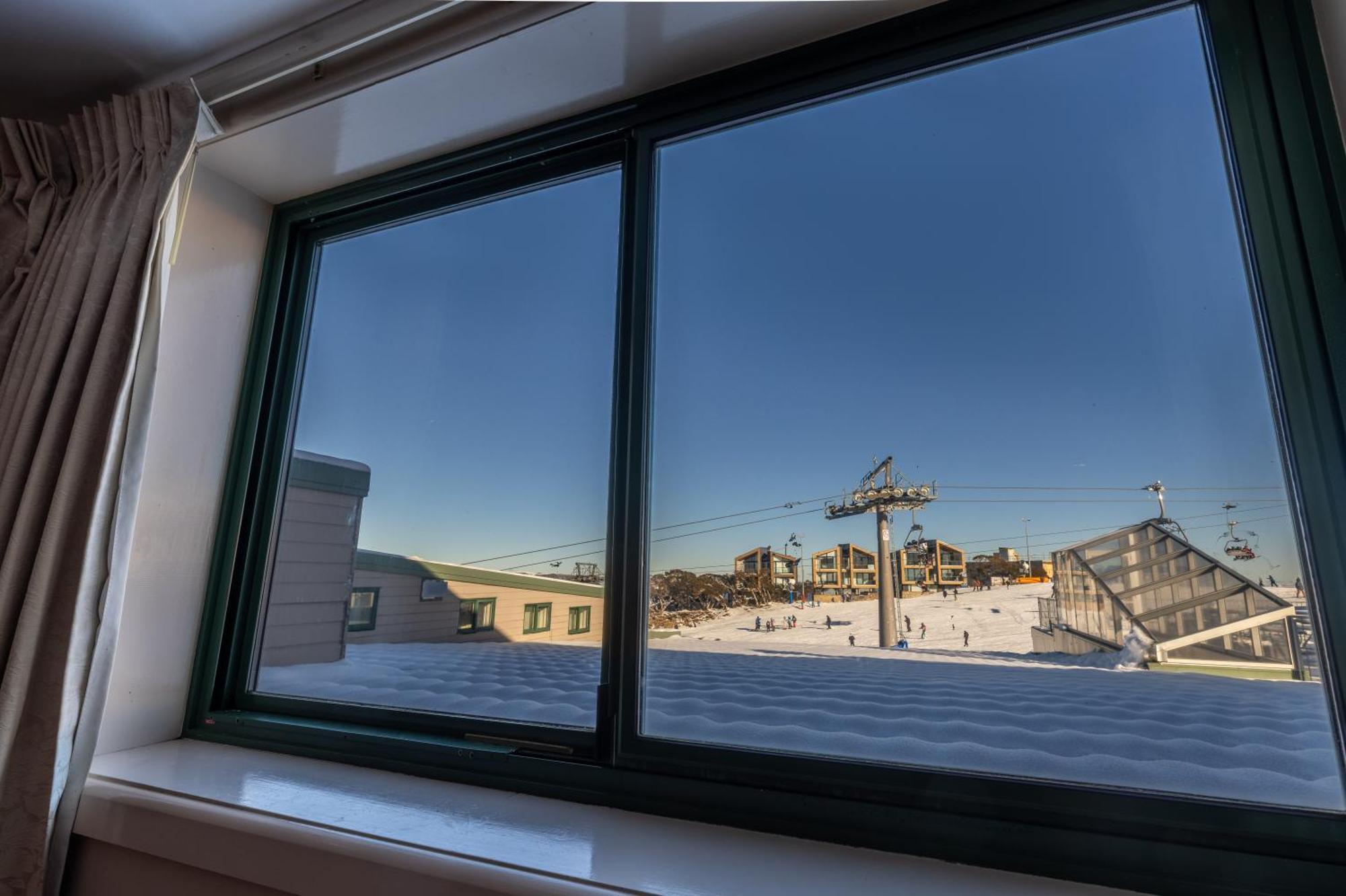 Arlberg Hotel Mt. Buller Mount Buller Bagian luar foto